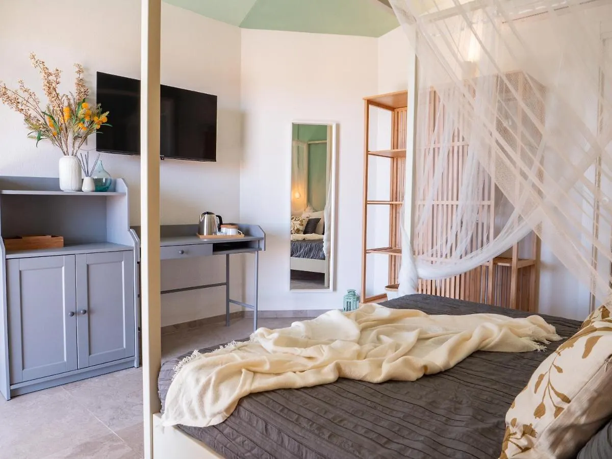 B&B Sole Mare Luna Lu Lioni Italy